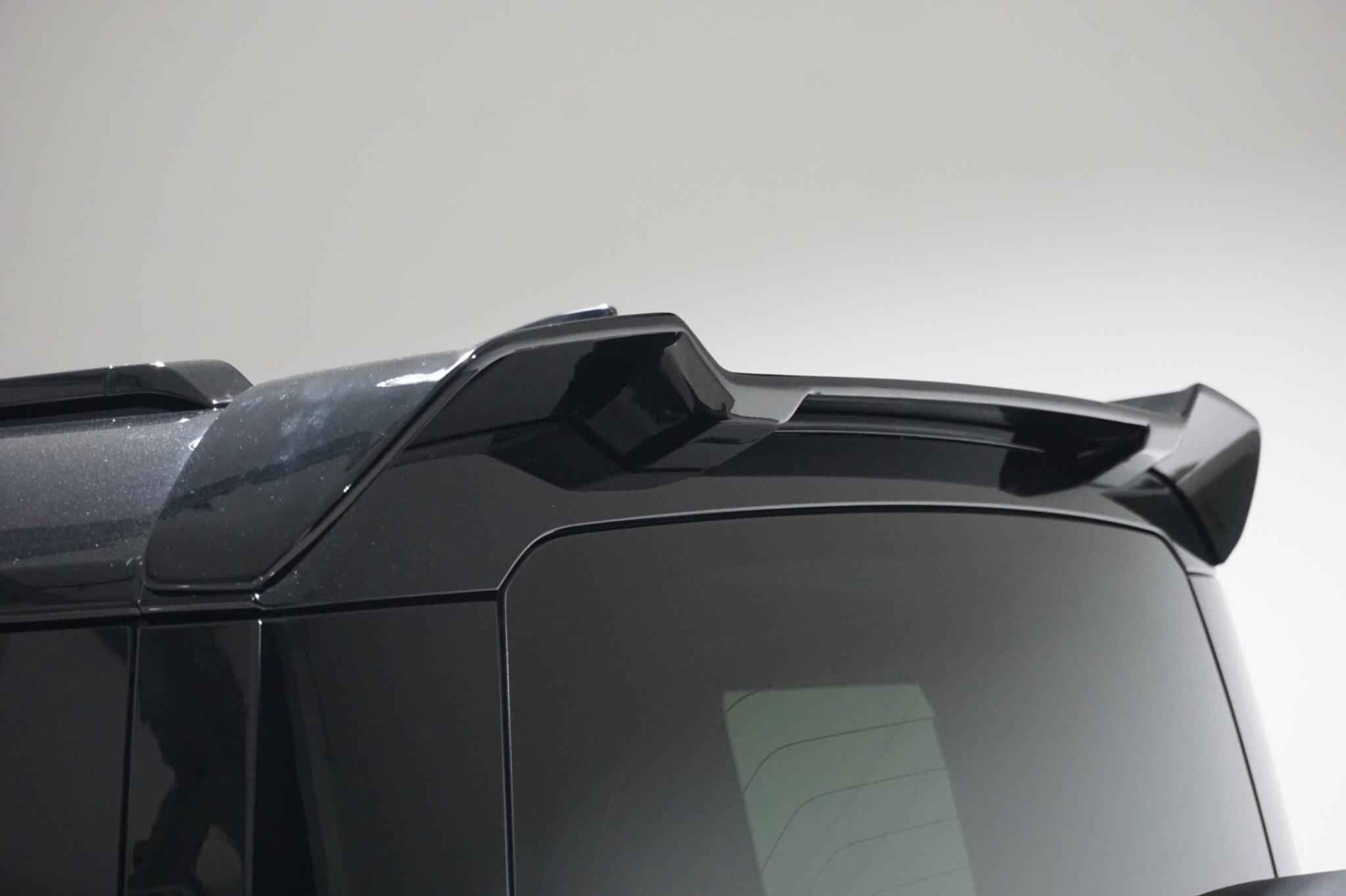 Land Rover Defender 110 3.0 D350 MHEV X-Dynamic SE SUV 5dr Diesel Auto 4WD Euro 6 (s/s) (350 ps)